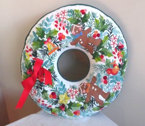 Embroidered Wreath Shape Pillow Christmas Gingerbread