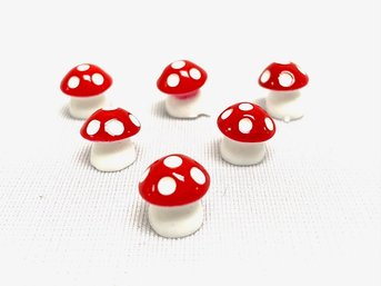 6 Diminutive Mushroom/toadstool Figurines