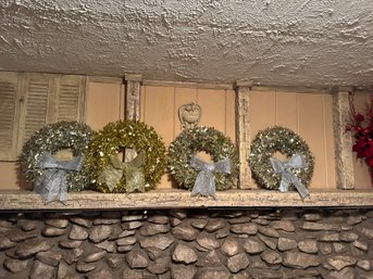 Set Of 4 Sparkling Wreaths With Beautiful Bows