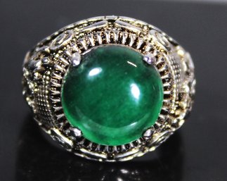 FINE CHINESE STERLING SILVER RING HAVING DRAGONS LARGE CABOCHON JADE STONE SIZE 7