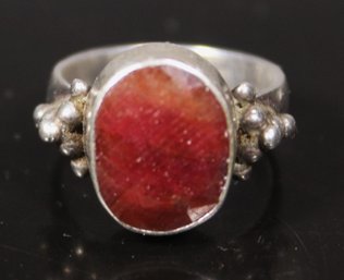 VINTAGE STERLING SILVER RING LARGE GENUINE BURMESE RUBY STONE SIZE 8