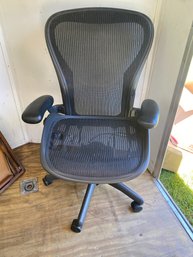 Herman Miller Aeron Chair  28x41x25 Authentic The Large Office Chair