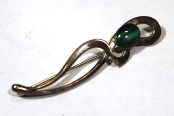 MODERN STERLING SILVER BROOCH HAVING MALACHITE STONE 2 1/4'