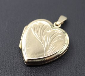 9k Yellow Gold Heart Shaped Locket