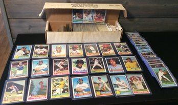 Huge Lot 1976 Topps Baseball Card Lot Loaded With Hall Of Famers And Stars