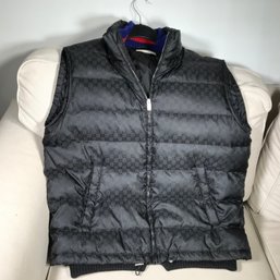 Incredible Mens $2,200 GUCCI Puffer Vest - Blue / Red Collar - WORN ONE TIME - Size XXL / 58 - Made In Italy