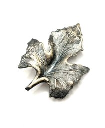 Vintage Sterling Silver Detailed Leaf Brooch/pin