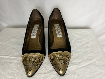 Colette Made In Italy Leather Shoe With Gold Embroidery Toe Detail, Size 35