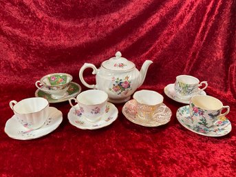 Floral Collection Tea Pot And 6 Cups And Saucers No Chips