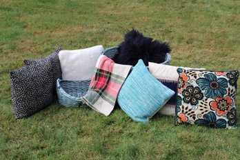 Lot Of Seven) Beautiful Accent Pillows Two(2) Bluish Gray Baskets And A Plaid Kitchen Hand Towel