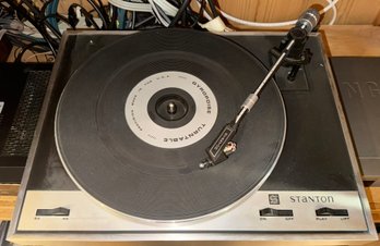 Stanton Gyropoise Magnetic Suspension Turntable (Model No. 8005A)