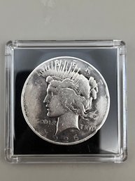 Beautiful 1926-D Silver Peace Dollar In Plastic Case