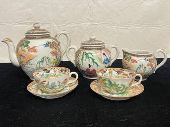 Set Of Chinese Teapots