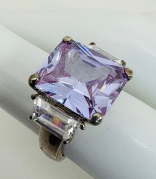 PRETTY STERLING SILVER FACETED LIGHT VIOLET & WHITE CZ RING