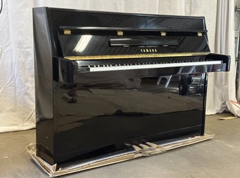 Vintage 1970s Yamaha Upright Piano, Made In Japan