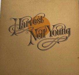 NEIL YOUNG -  HARVEST -  MS-2032 LP VINYL RECORD - GATEFOLD - WITH INNER SLEEVE
