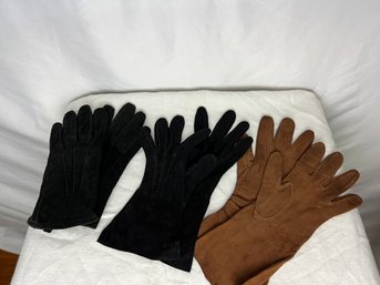 Three Pairs Of Gloves: Kislav, Broner