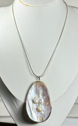 LARGE STERLING SILVER SHELL PEARL PENDANT ON STERLING SILVER SNAKE CHAIN - ITALY