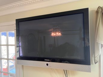 Samsung 48' TV & Remote