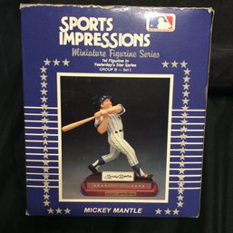 1990 Sports Impressions Mickey Mantle Figurine - K