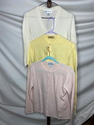 3 Cashmere Sweaters Ladies SMALL - Bloomingdales And Braemar