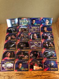 23 Star Trek Deep Space Nine Trading Cards. 1993.    Lot 106