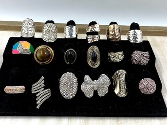 Fantastic Collection Of 18 Costume Jewelry Rings
