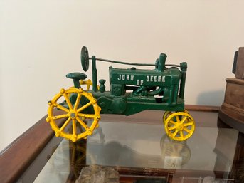 Vintage Cast Iron John Deere Collectible Tractor