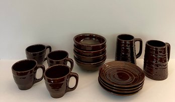 1950s Mar-Crest Daisy & Dot Oven Proof Stoneware In Colorado Brown - 4 Cups & Saucers, 4 Bowls & 2 Mugs