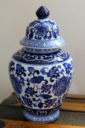 A Cobalt Blue And White Lidded Ginger Jar