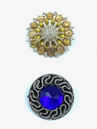 Pairing Of Bold Fashion Brooches