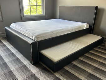 Monte Dorma Trundle Bed - Excellent Condition