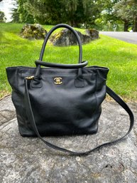 AUTHENTICATED Chanel Large Black Leather Handbag