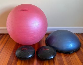 Exercise Ball With Multiple Balance Pads