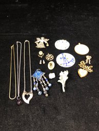 Necklaces And Pendants Lot 5