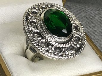 Stunning 925 / Sterling Silver Cocktail Ring With Russian Green Tsavorite - Very Pretty ! - Nice Silver Work