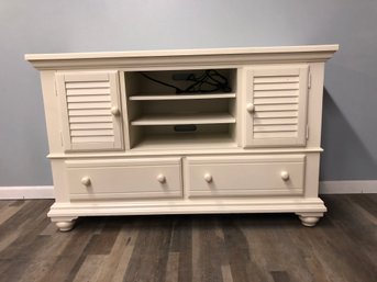 Broyhill TV Stand Console