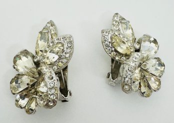 VINTAGE SIGNED EISENBERG WHITE RHINESTONE FLORAL FORM CLIP-ON EARRINGS - AS IS