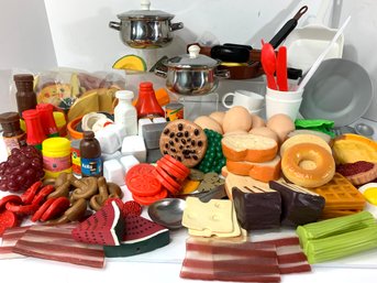 144 Pieces Of Pretend Play Fruit, Vegetables, Utensils, Pots, Much More