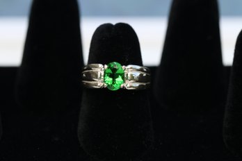 Sterling Silver Green Stone Ring Size 6.50