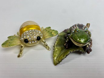 Enameled And Jeweled Frog And Bug Hinged Trinket Boxes (2)