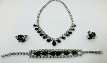 VINTAGE BLACK AND WHITE RHINESTONE NECKLACE, BRACELET AND EARRINGS