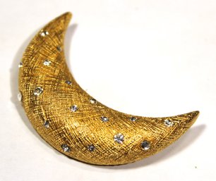 SIGNED CHRISTIAN DIOR LARGE GOLD TONE RHINESTONE CRESCENT MOON BROOCH