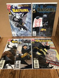 5 Batgirl Comic Books.     Lot 156