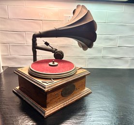 Antique Standard Model A Disco Phonograph