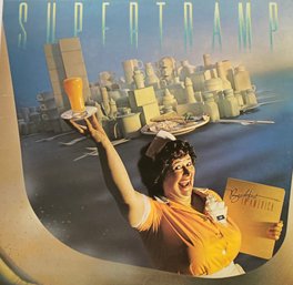 SUPERTRAMP -  BREAKFAST IN AMERICA -  1979 LP W/ LYRIC SLEEVE SP-3708 -  VERY GOOD  CONDITION