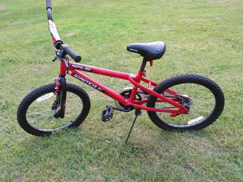 Boy's Moto-20 Igniter BMX Bicycle