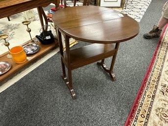 Small Kittinger Drop Leaf Table