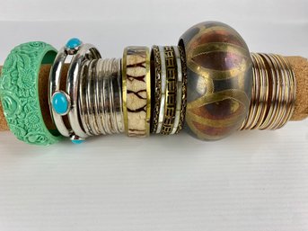 Large Lot Of Vintage Bangles (14)