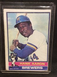 1976 Topps Hank Aaron - M